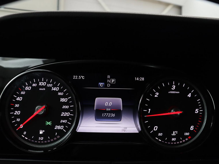 Vehicle Image 37