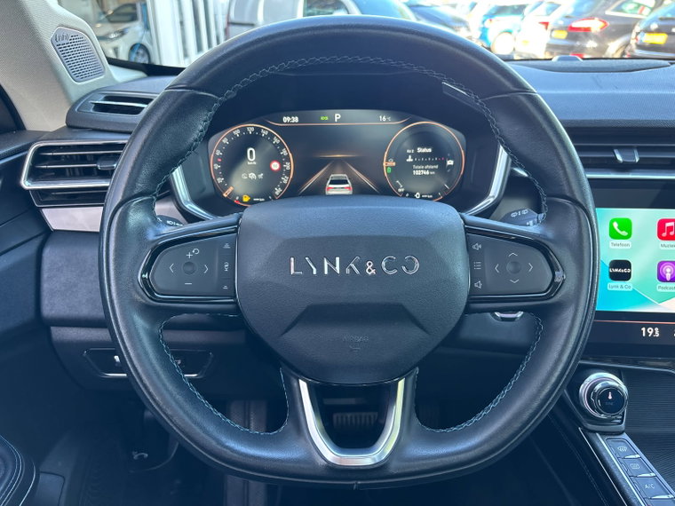 Vehicle Image 23