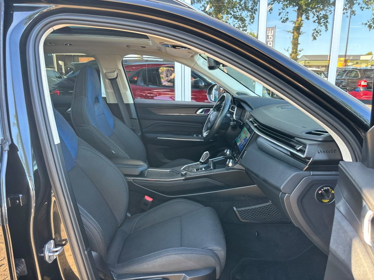 Vehicle Image 35
