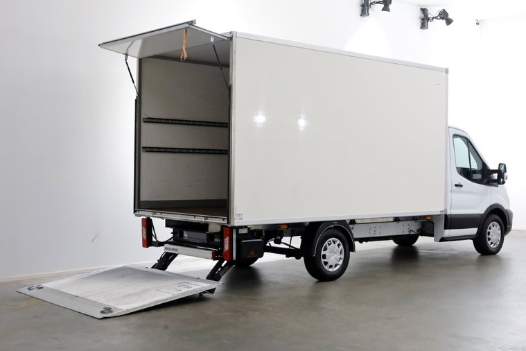 Vehicle Image 11