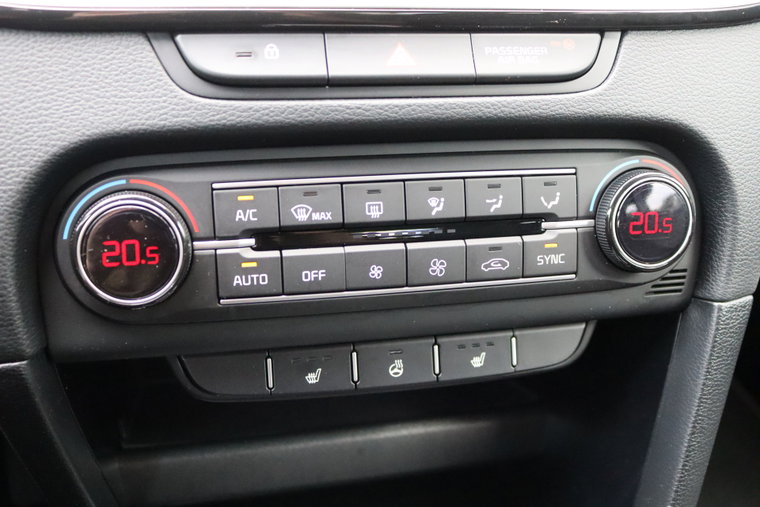Vehicle Image 27