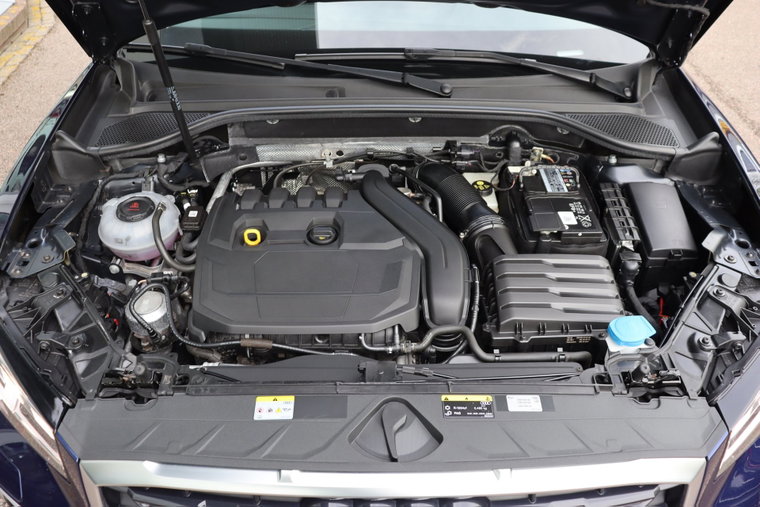 Vehicle Image 30
