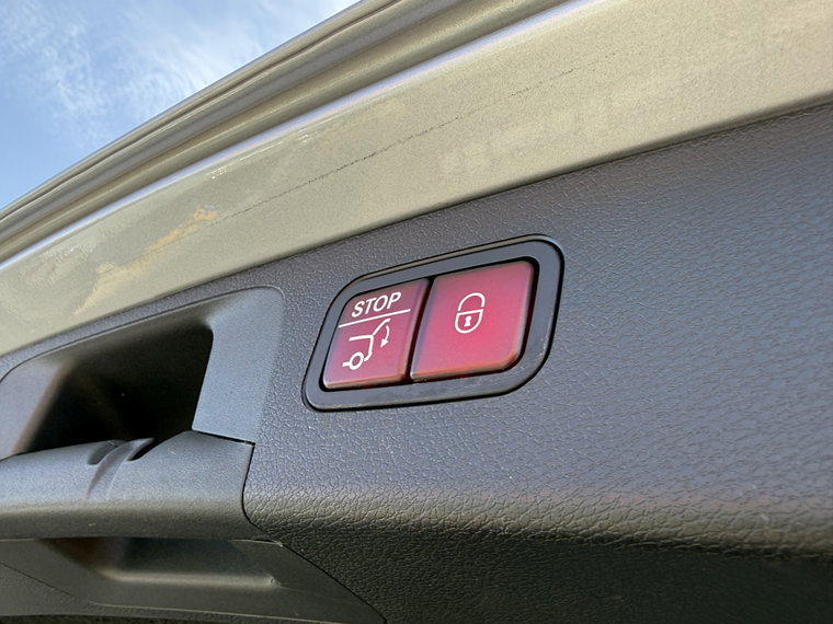 Vehicle Image 40