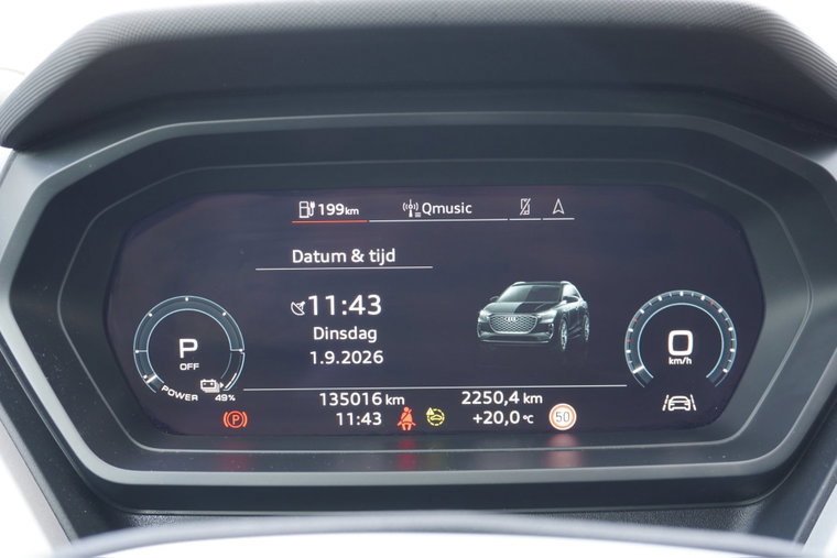 Vehicle Image 32
