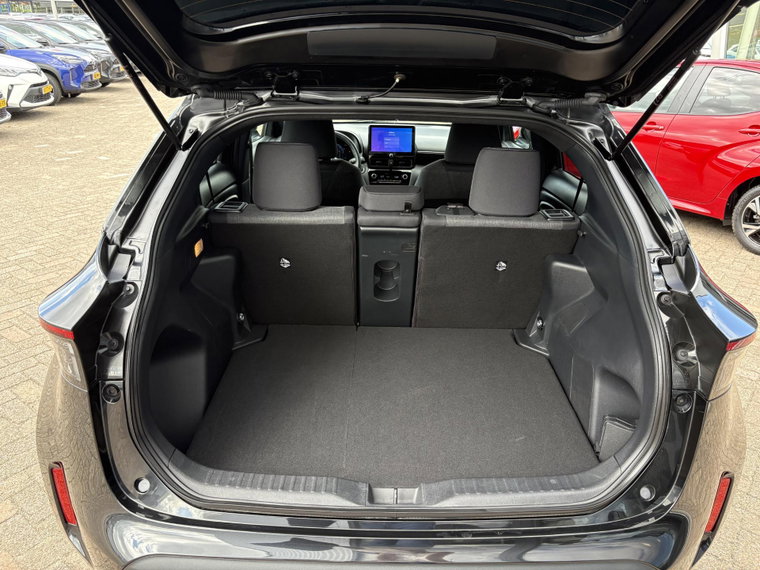 Vehicle Image 11