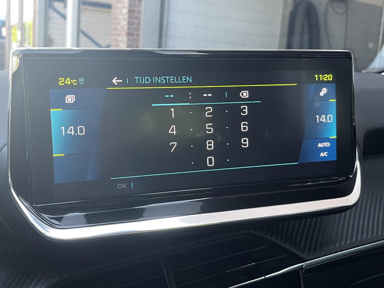 Vehicle Image 37