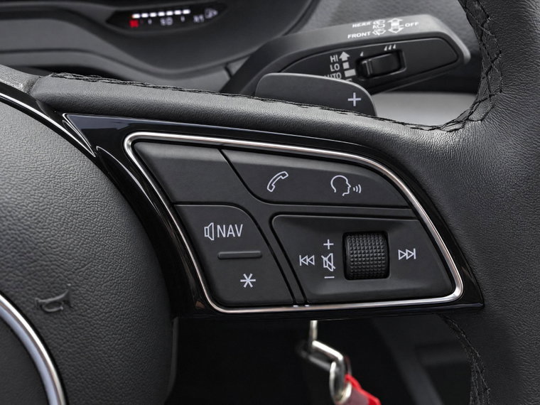 Vehicle Image 23