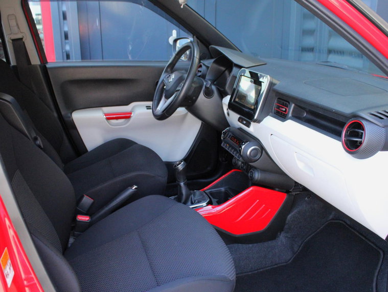 Vehicle Image 36