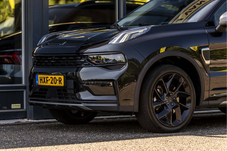 Vehicle Image 11
