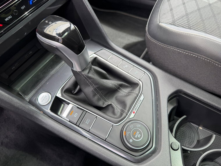 Vehicle Image 45