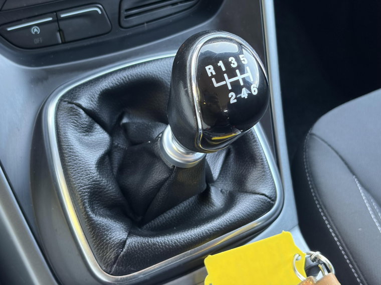 Vehicle Image 26