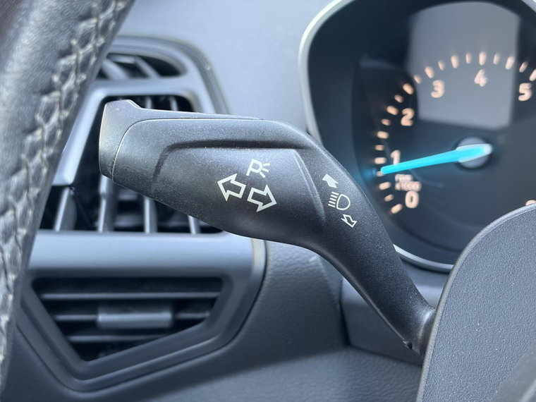 Vehicle Image 28