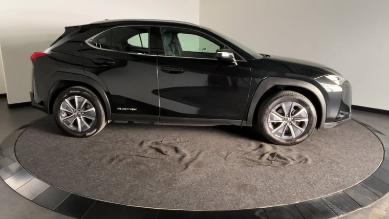 Vehicle Image 21
