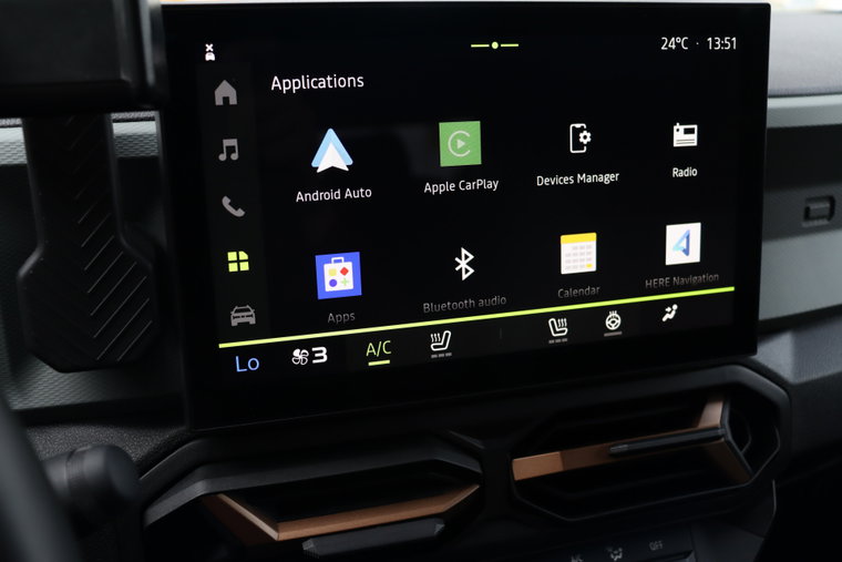 Vehicle Image 15