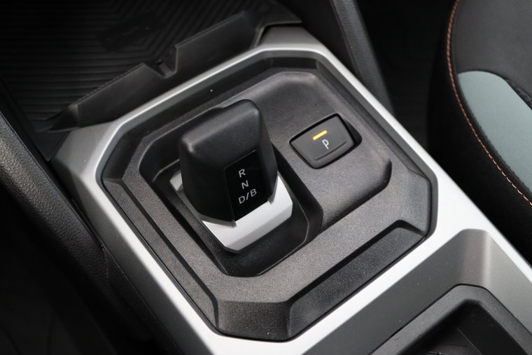 Vehicle Image 21