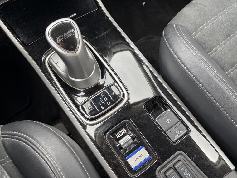Vehicle Image 37