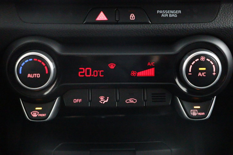 Vehicle Image 26
