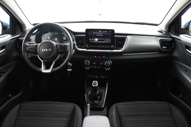 Vehicle Image 30