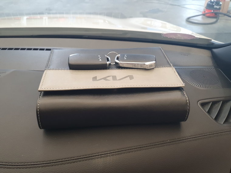 Vehicle Image 29