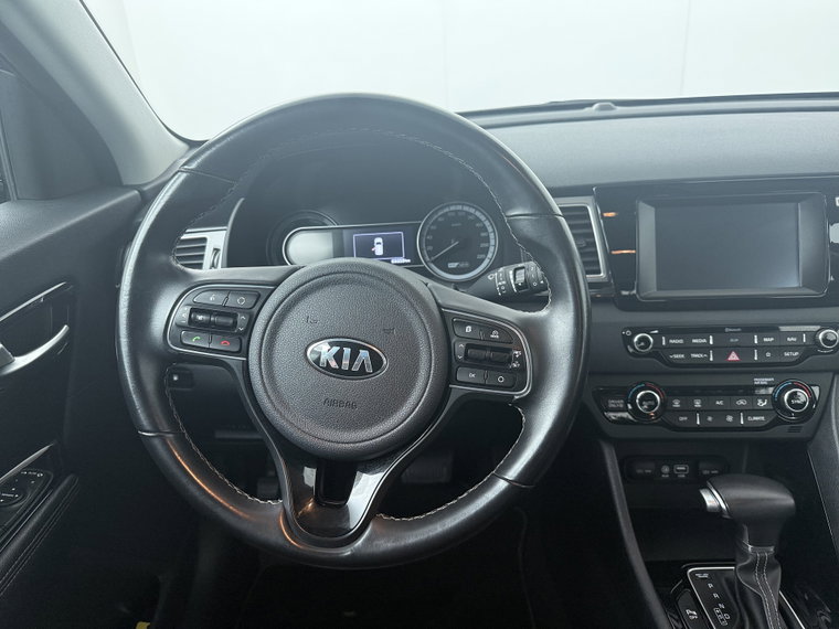 Vehicle Image 37