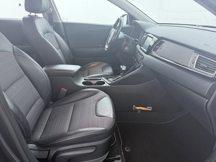 Vehicle Image 40