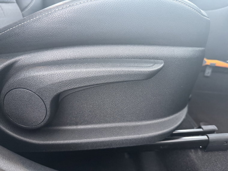 Vehicle Image 41