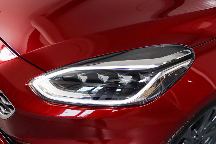 Vehicle Image 11