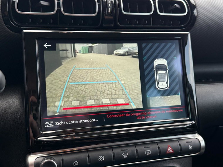 Vehicle Image 33