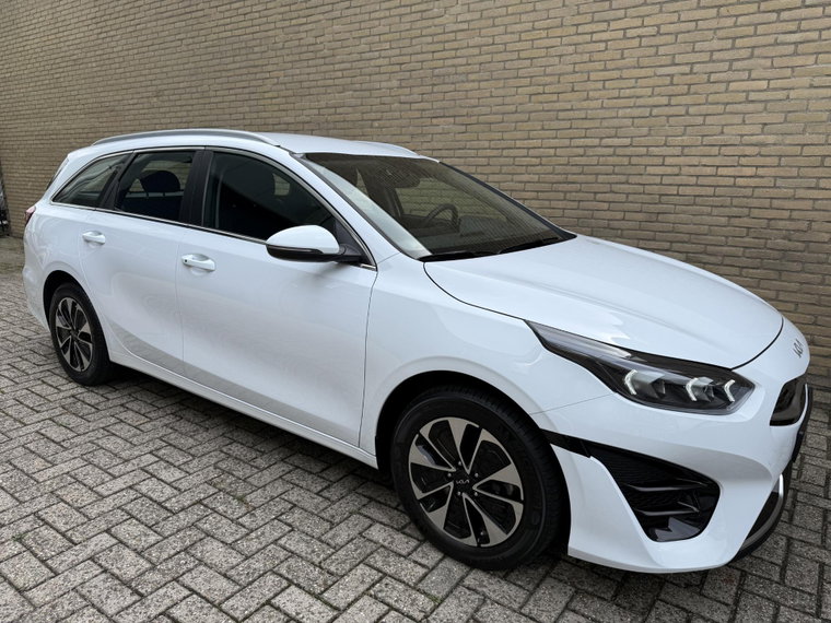 Vehicle Image 38