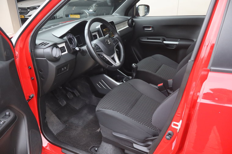 Vehicle Image 4