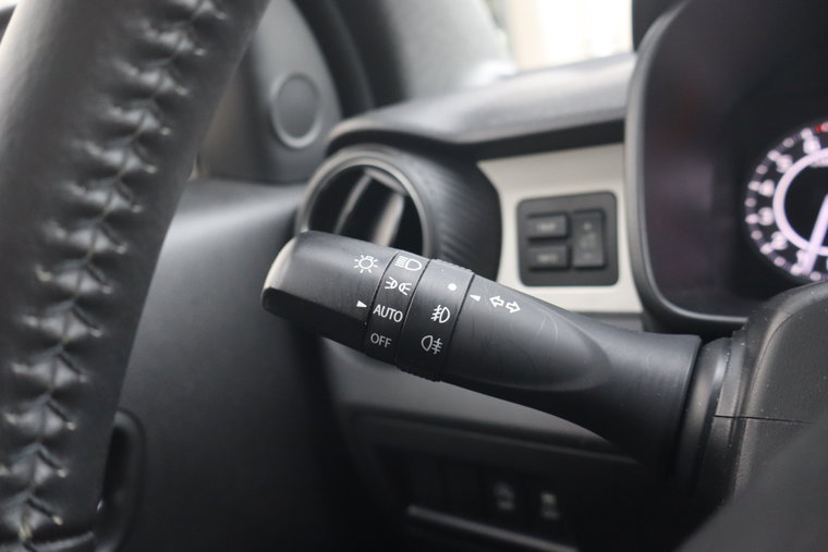 Vehicle Image 23