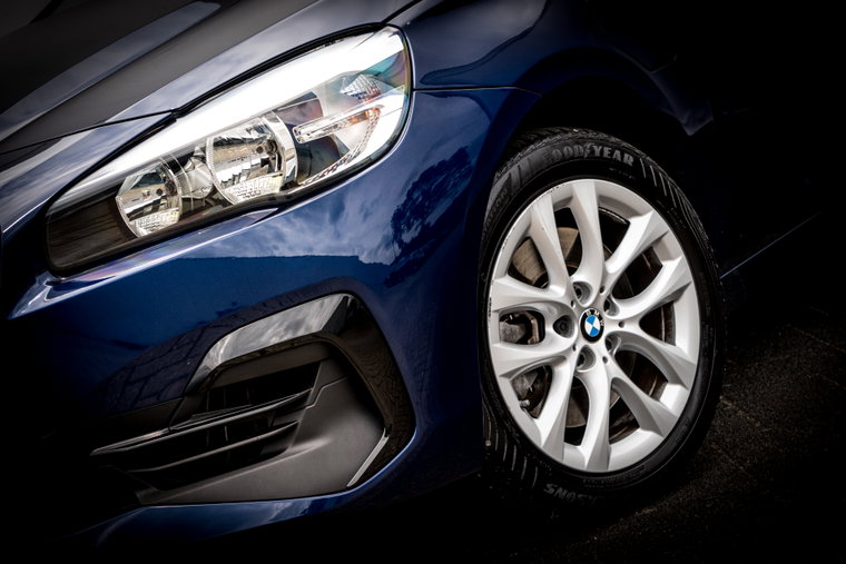 Vehicle Image 8