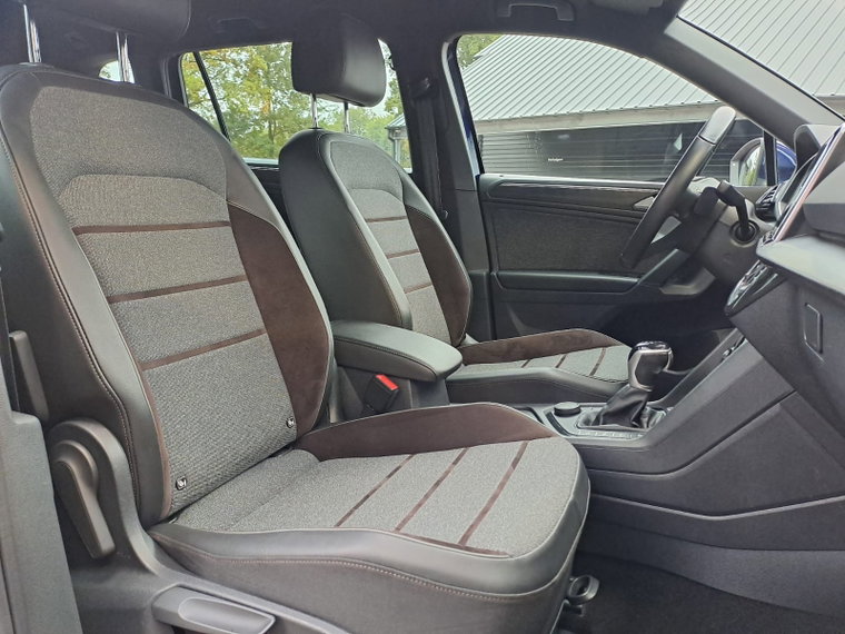 Vehicle Image 37