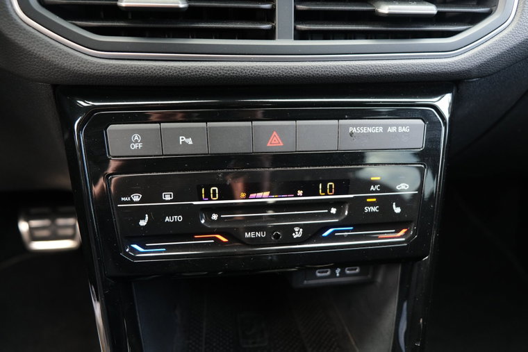 Vehicle Image 27