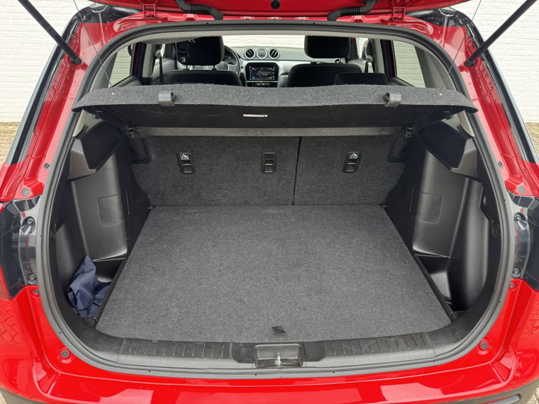 Vehicle Image 19