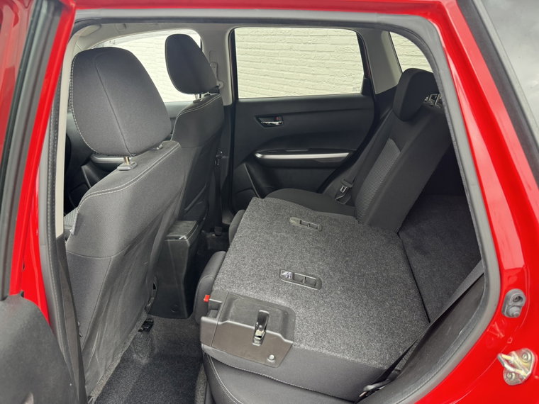 Vehicle Image 21