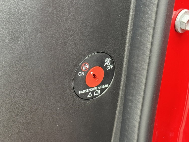 Vehicle Image 23