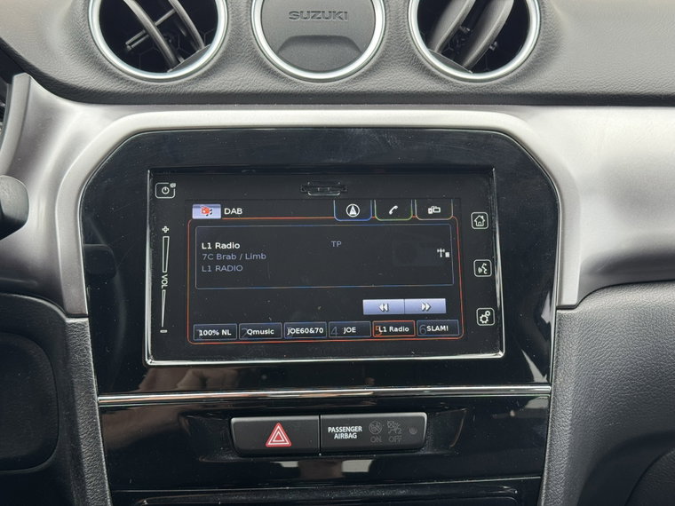 Vehicle Image 28