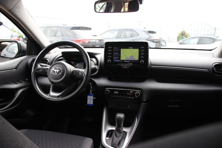 Vehicle Image 7