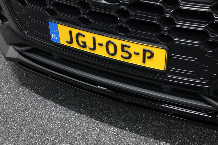 Vehicle Image 23