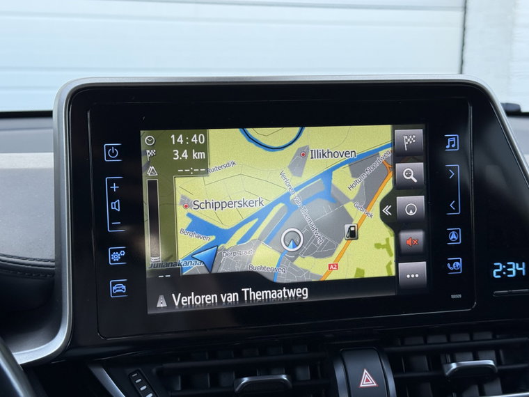 Vehicle Image 21