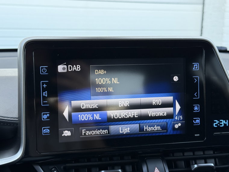 Vehicle Image 22