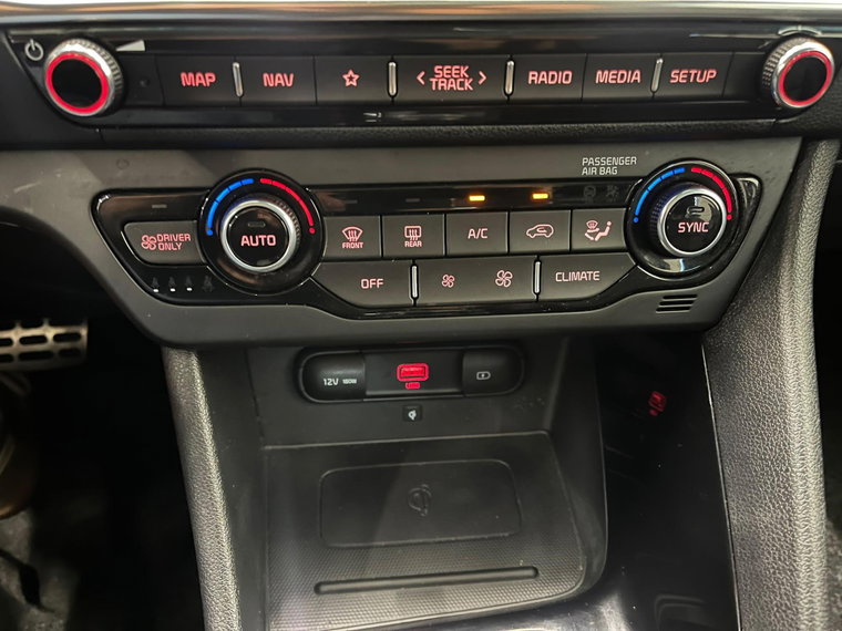 Vehicle Image 24