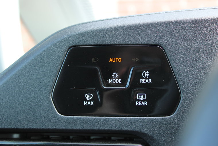 Vehicle Image 23