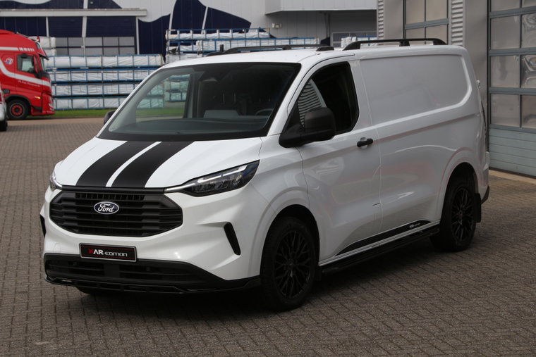Vehicle Image 11