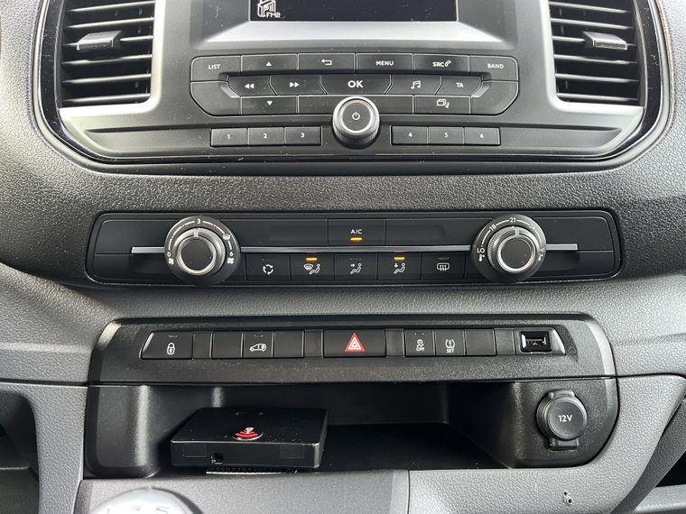 Vehicle Image 40