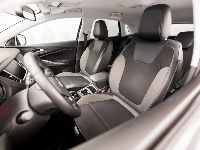 Vehicle Image 15