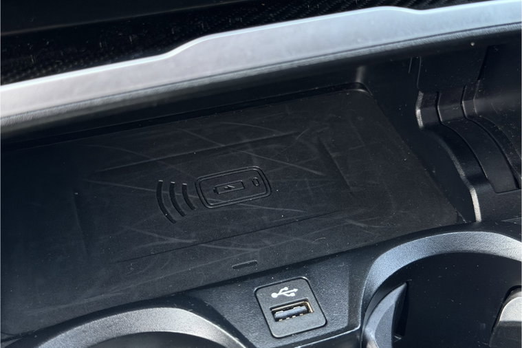 Vehicle Image 56