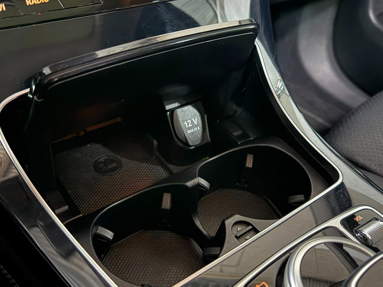 Vehicle Image 27