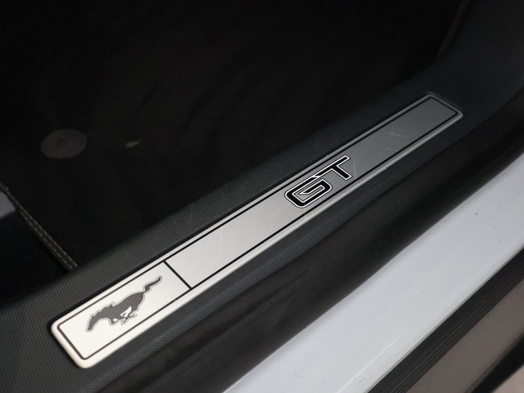Vehicle Image 60